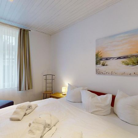 Strandnahe Fewo Mit Terrasse, Villa Vergissmeinnicht 01, Binz Bagian luar foto