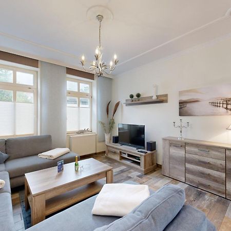 Strandnahe Fewo Mit Terrasse, Villa Vergissmeinnicht 01, Binz Bagian luar foto