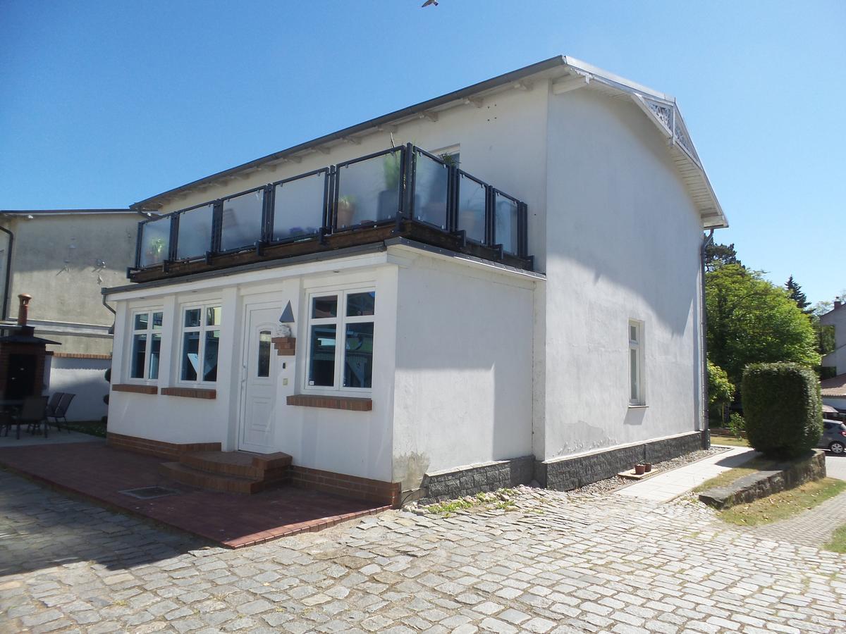 Strandnahe Fewo Mit Terrasse, Villa Vergissmeinnicht 01, Binz Bagian luar foto